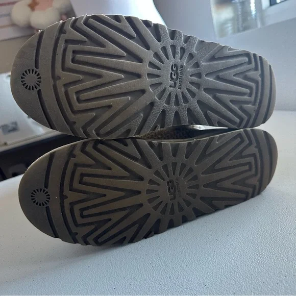 UGG Australia 'Classic Argyle' sweater knit boot in a neutral color - Picture 5 of 8